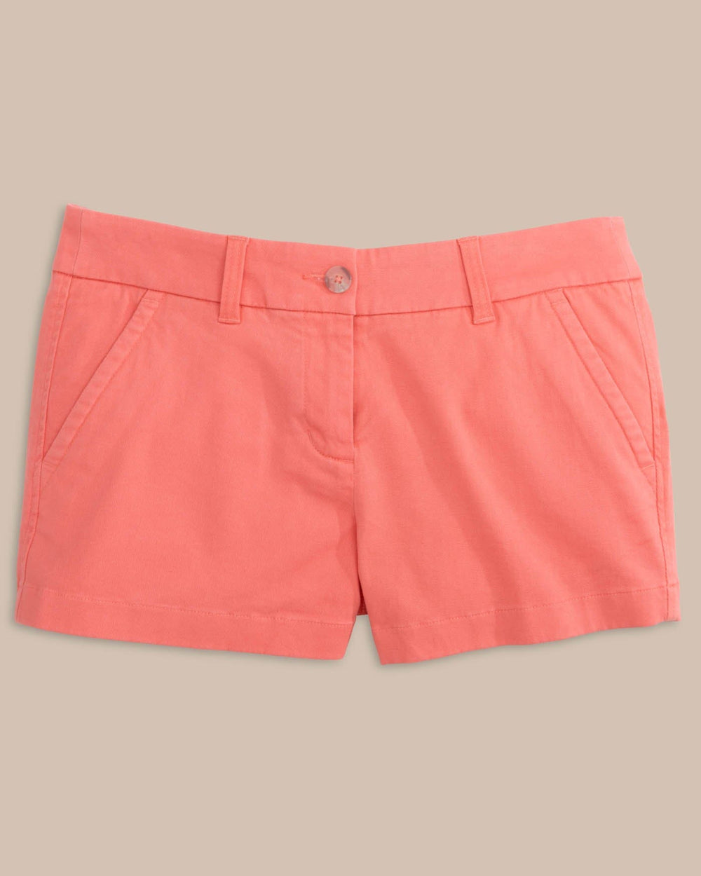 The front view of the Southern Tide 3 Leah Short by Southern Tide - Conch Shell