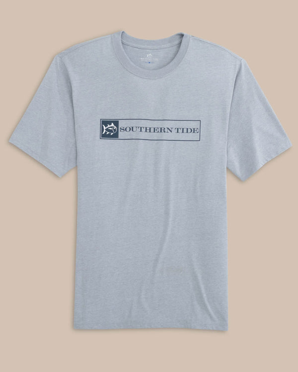 The front view of the Southern Tide Heather ST Banner Year Front Graphic Short Sleeve T-shirt by Southern Tide - Heather Platinum Grey