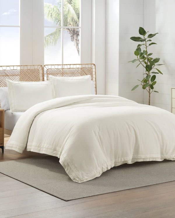 The front view of the Southern Tide Southern Tide Bellweather Comforter Set by Southern Tide - White