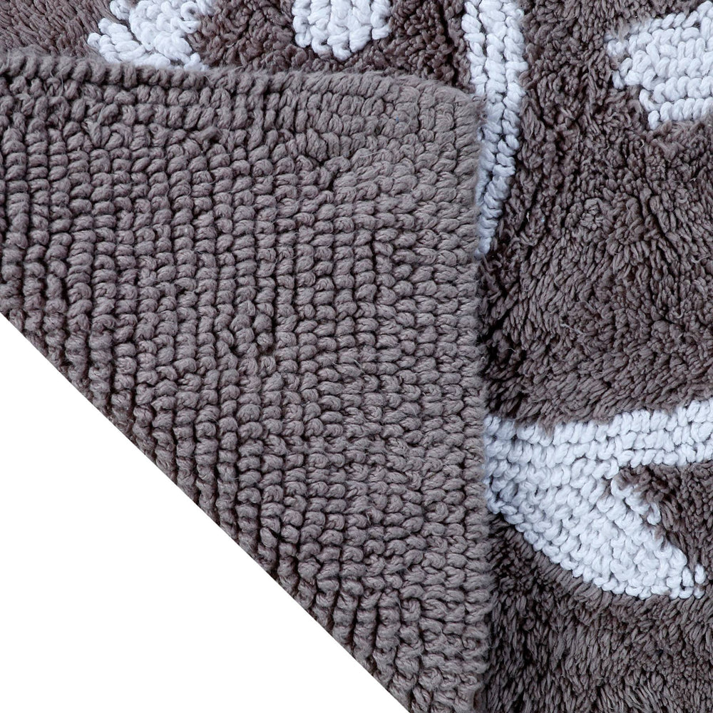 The flip view of the Reversible Skipjack Bath Rug by Southern Tide - Grey Harpoon