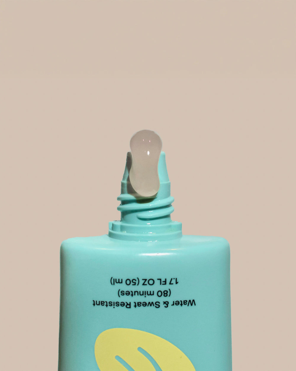The detail view of the Southern Tide Bask Daily Invisible Gel SPF 40 Sunscreen by Southern Tide - Boat Blue