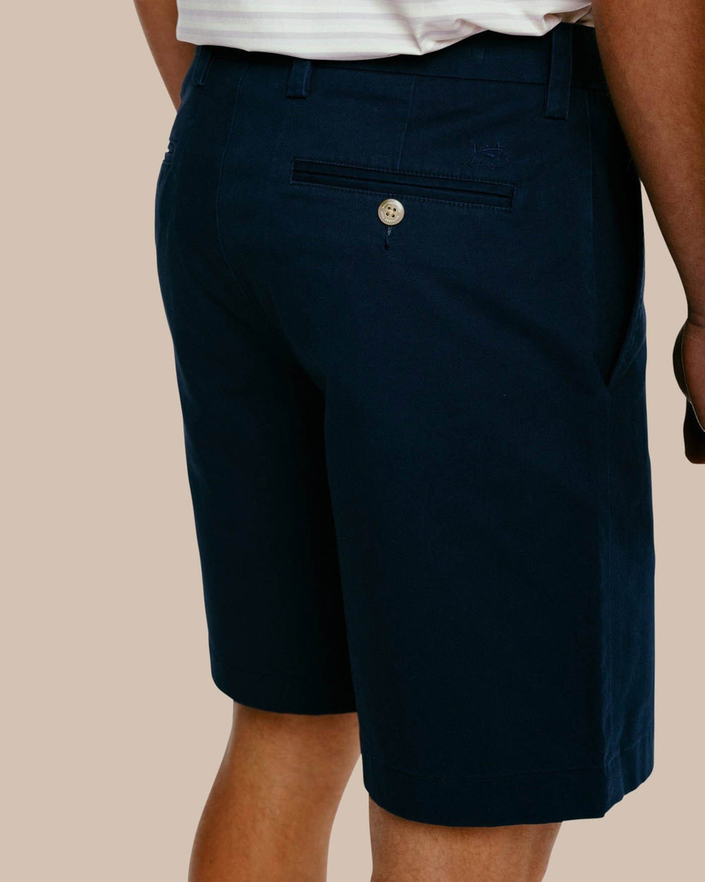 The pocket view of the Men's New Channel Marker 9 Inch Short by Southern Tide - True Navy