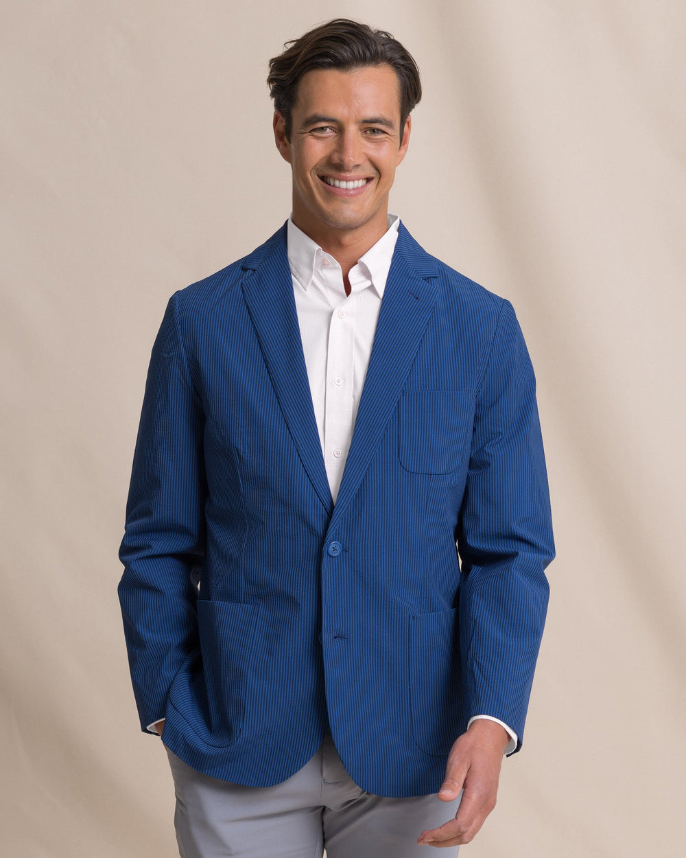 The front view of the Southern Tide Pamlico Seersucker Blazer by Southern Tide - Nautical Blue
