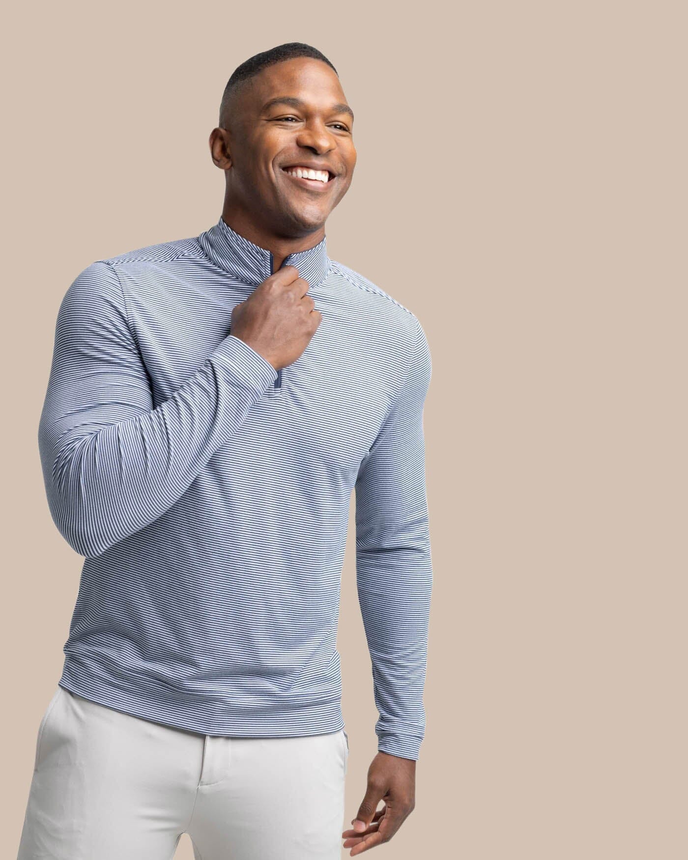 【新品】ヘザーブラウン KU‘UIPO’S Men's Cruiser Micro-Stripe Heather Quarter Zip | Southern Tide