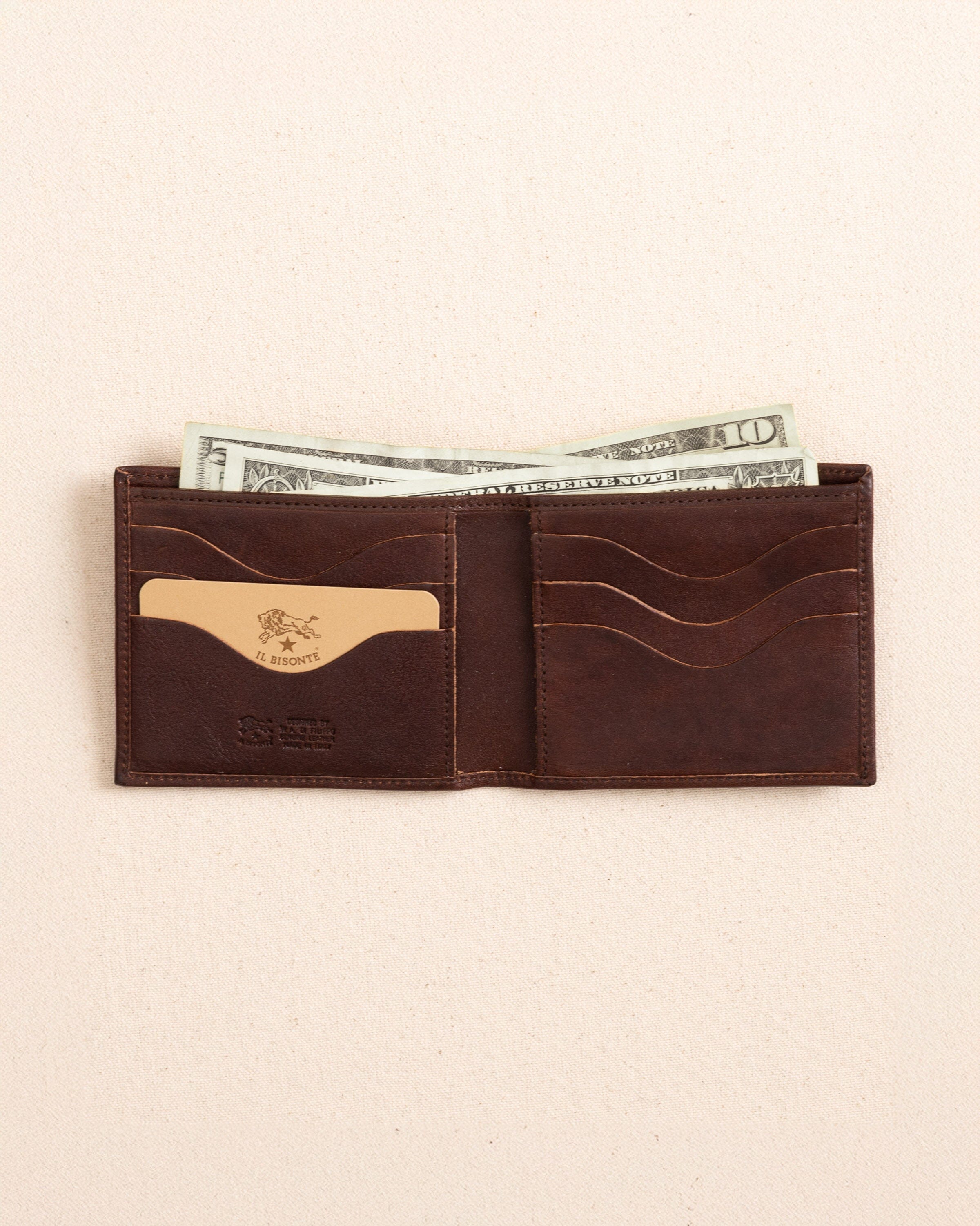 Il Bisonte Classic Bifold Wallet | Southern Tide