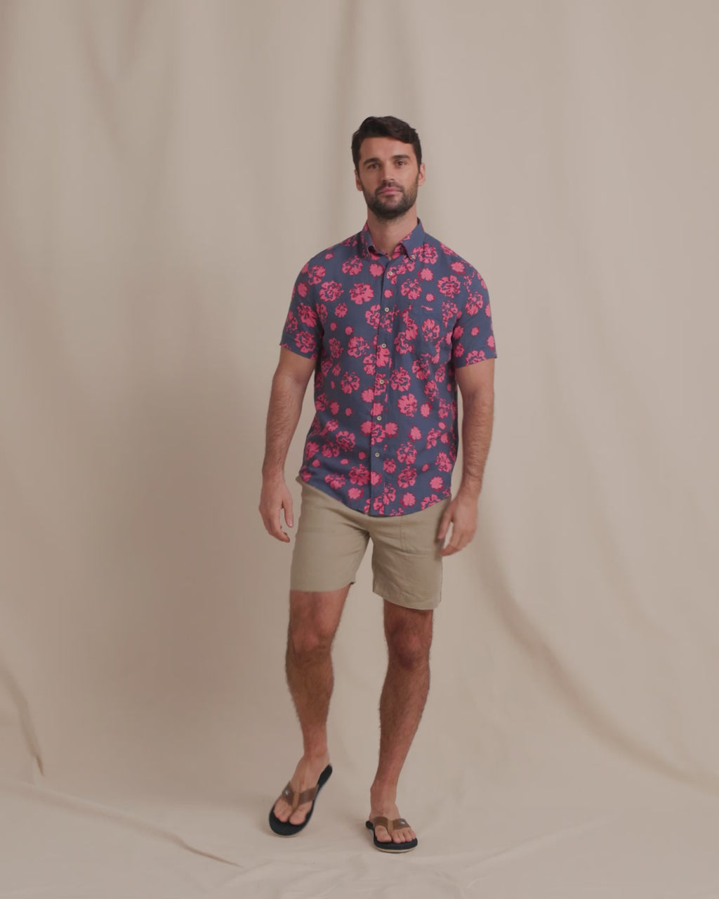 The video view of the Southern Tide Blossom Bliss Linen Rayon Short Sleeve Sport Shirt by Southern Tide - Light Indigo