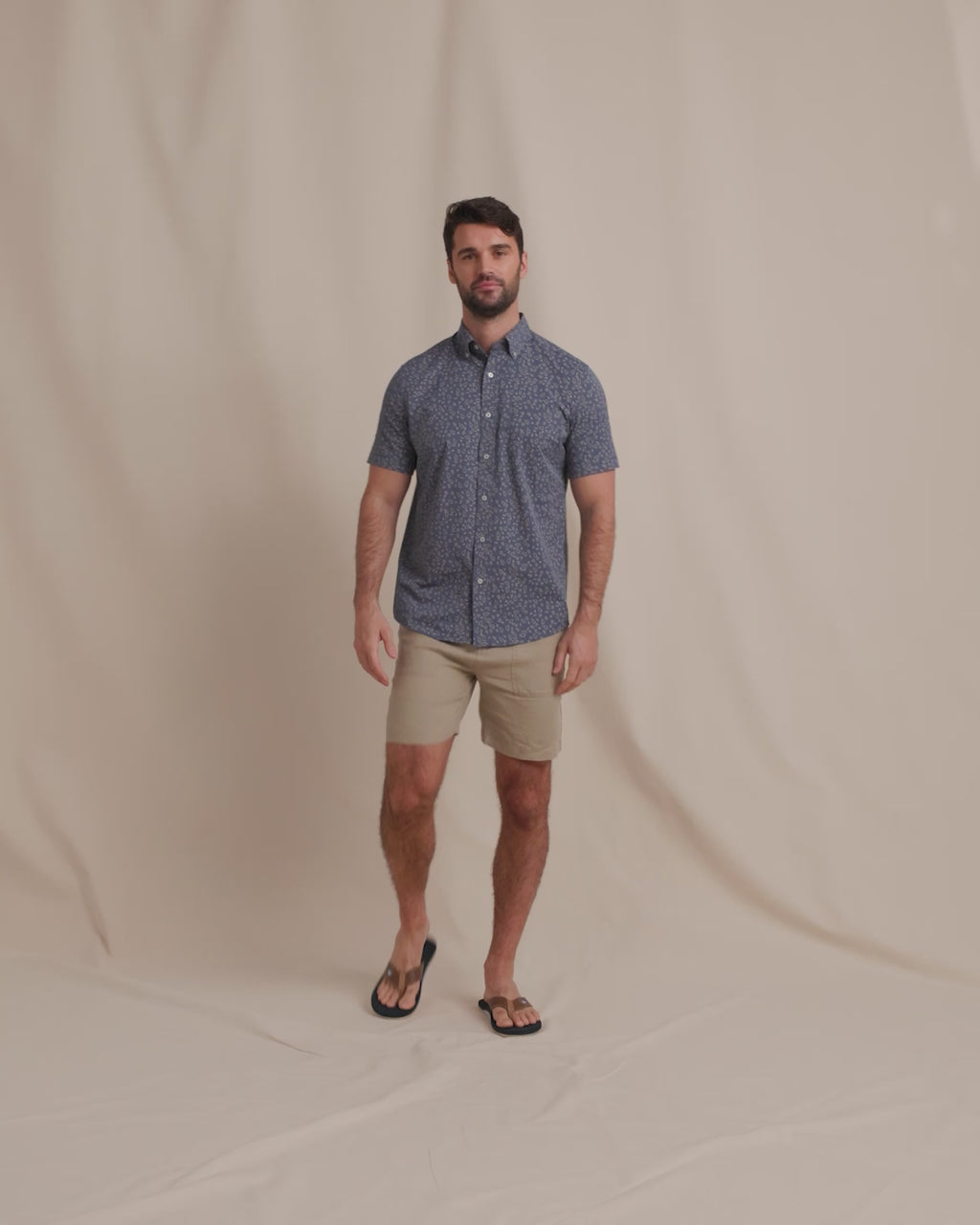 The video view of the Southern Tide Whiskey Hour Intercoastal Short Sleeve Sport Shirt by Southern Tide - Light Indigo