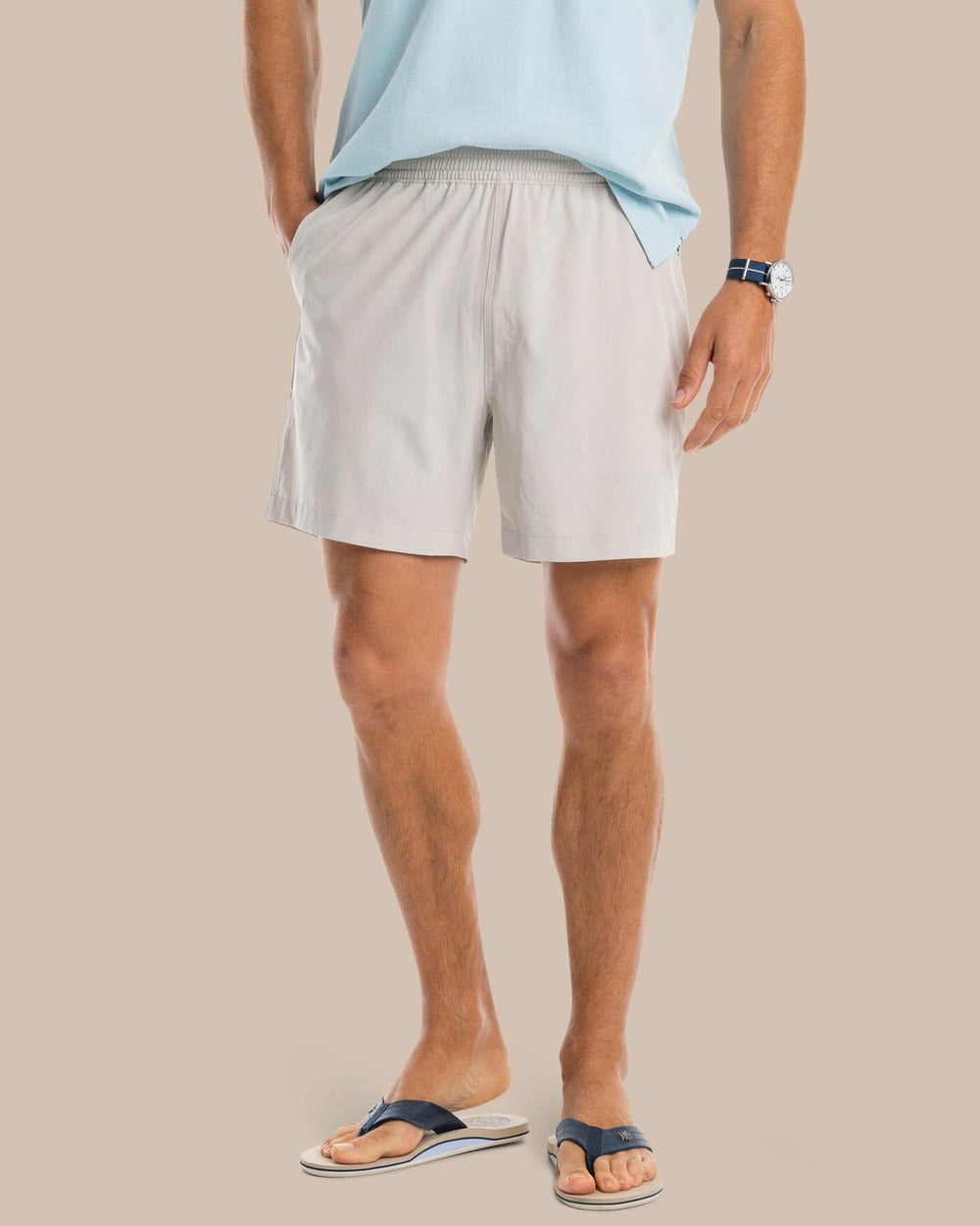 The model front view of the Men's Rip Channel 6 Inch Performance Short by Southern Tide - Marble Grey