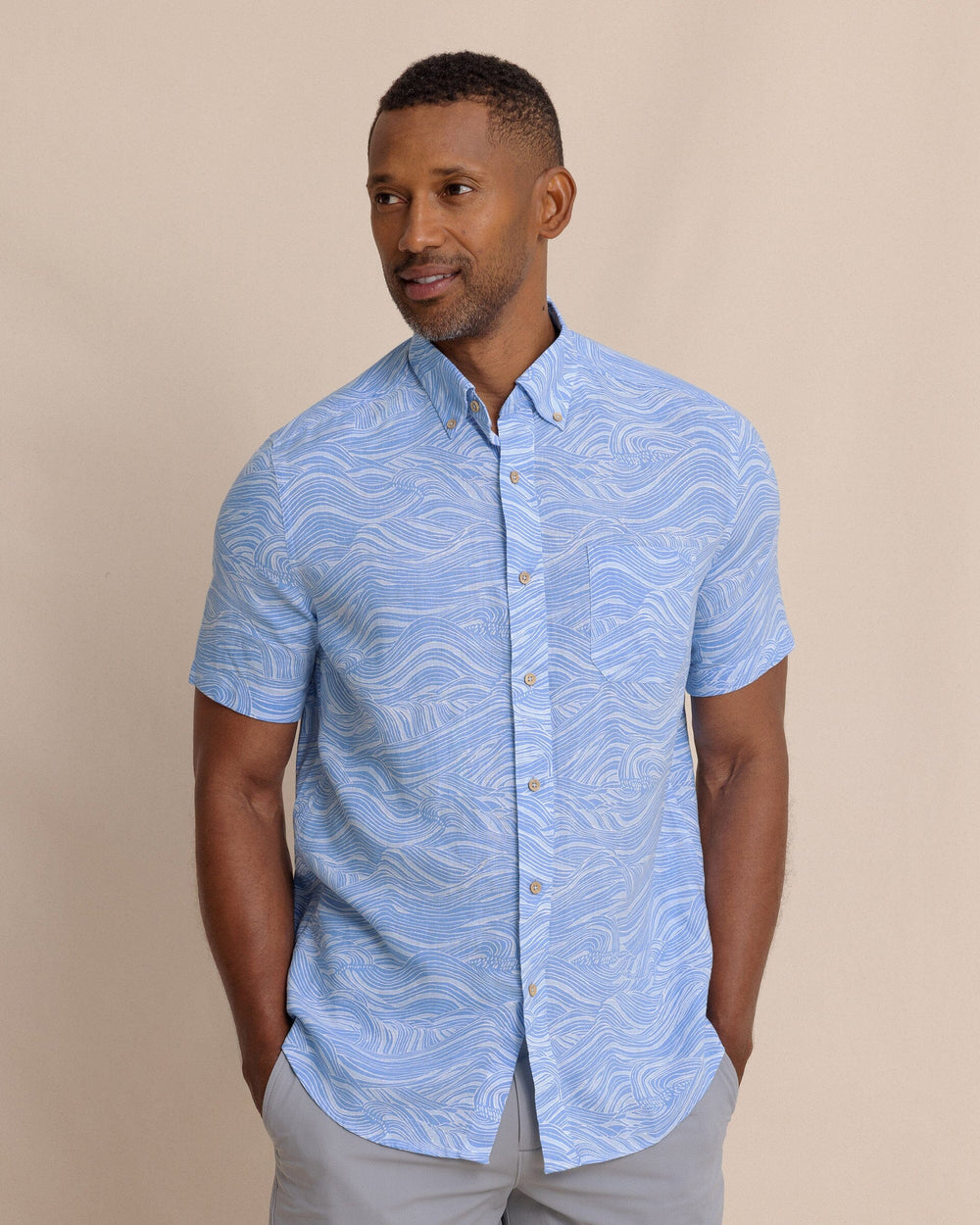 Southern Tide Men's Rolling Waves Linen Rayon Short Sleeve Sport Shirt Cerulean (Size L) 55% Linen 45% Rayon