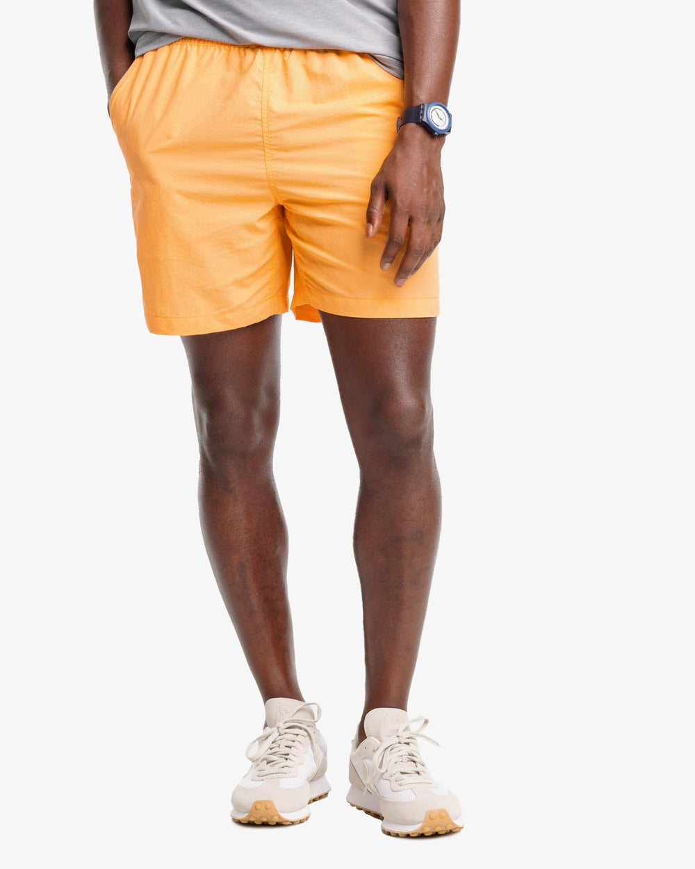 The front view of the Southern Tide Shoreline 6 Inch Short by Southern Tide - Horizon