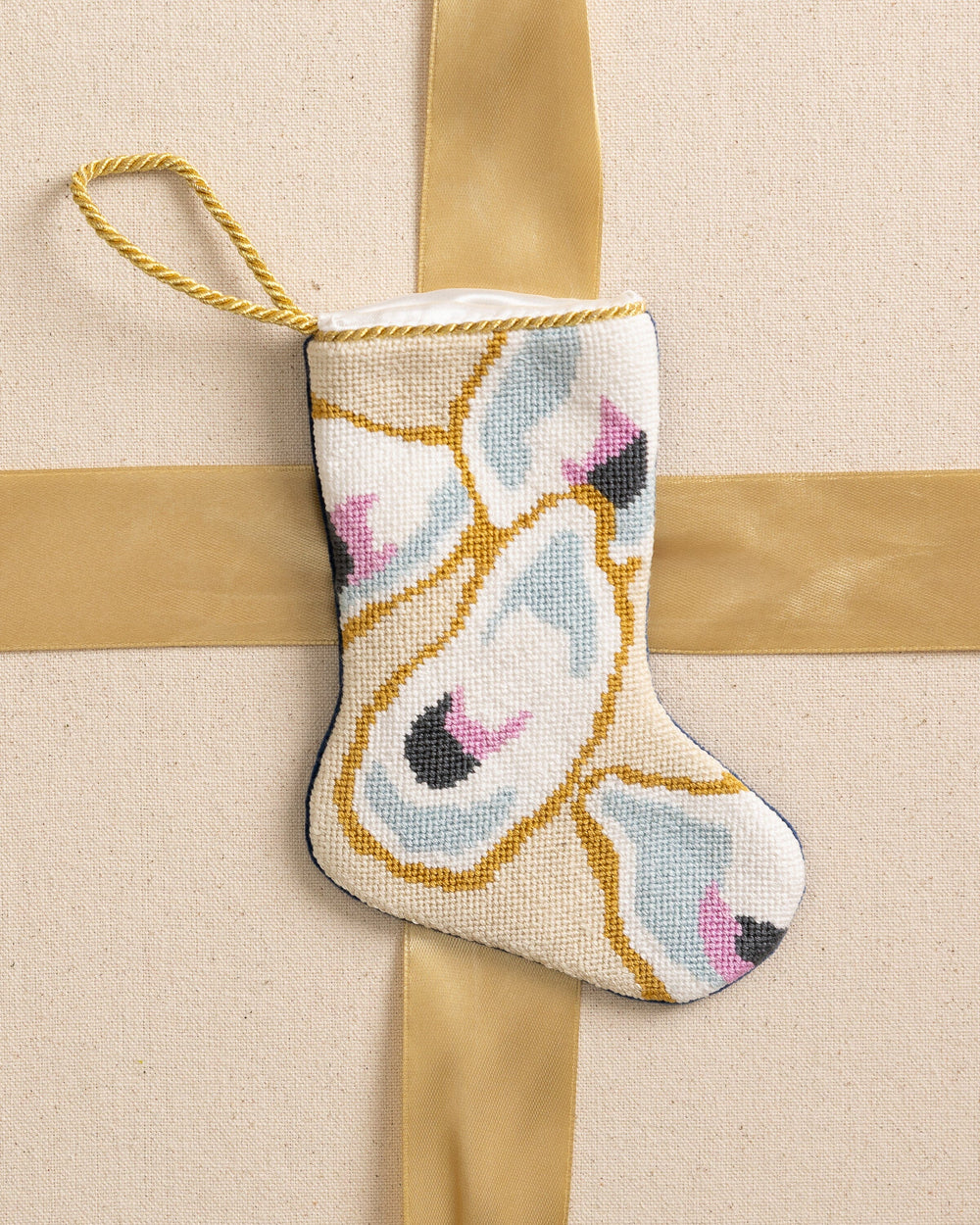 Southern Oyster Needlepoint Stocking Non-Apparel Southern Tide 