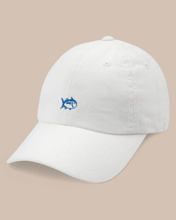 The front of the Skipjack Hat by Southern Tide - White