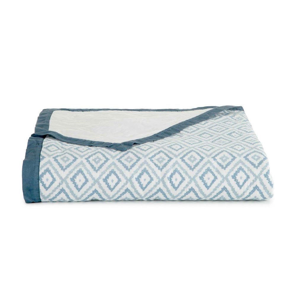 The quilt view of the Southern Tide Southern Tide Port Lucie Blue Quilt by Southern Tide - Blue