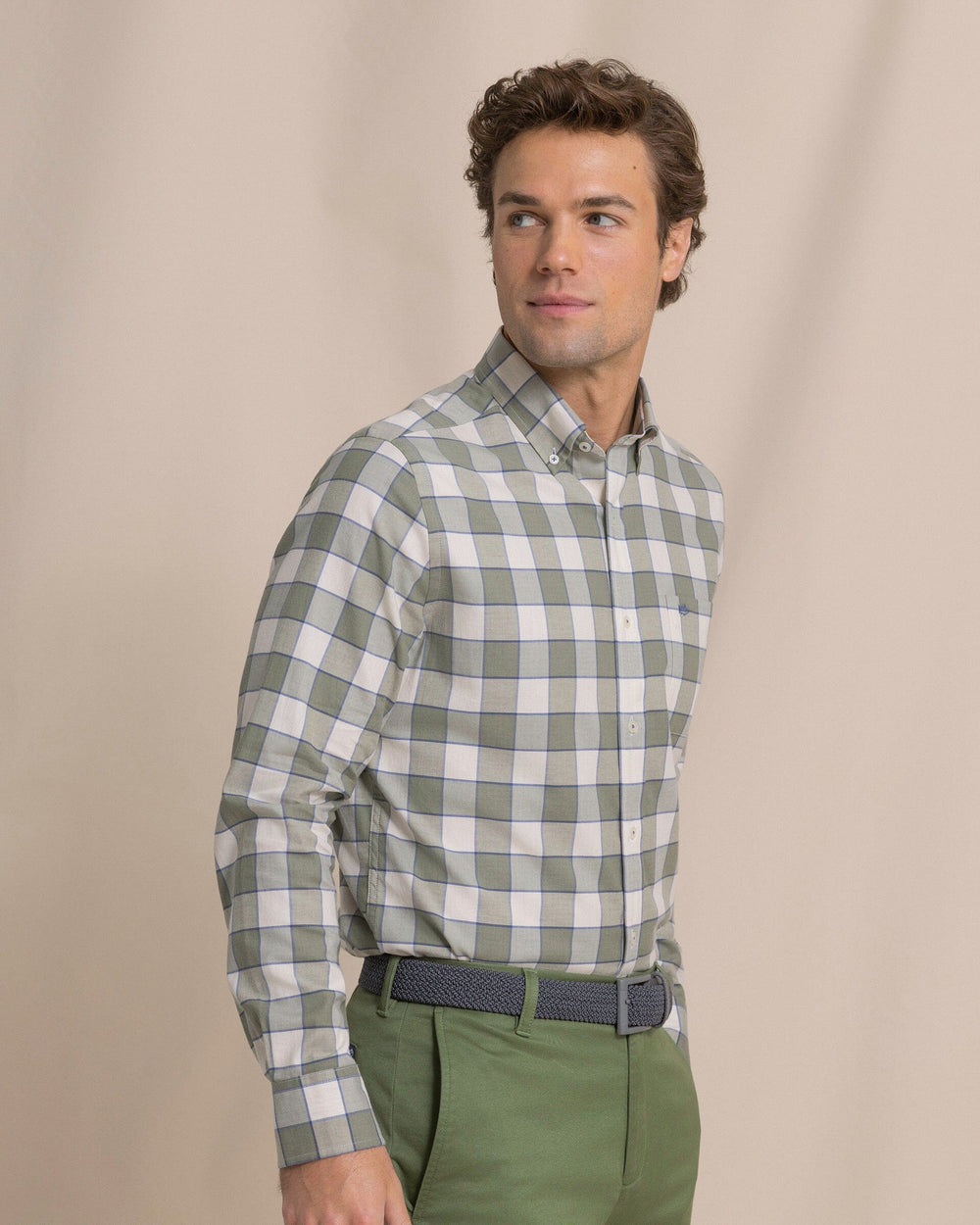 The side view of the Southern Tide Sunny Cove Skipjack Sport Shirt by Southern Tide - Heather Cedar Green