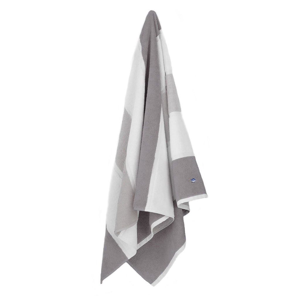 https://southerntide.com/cdn/shop/products/performance-stripe-grey-bath-towel-grey-hanging-8827_1024x1024.jpg?v=1630545192