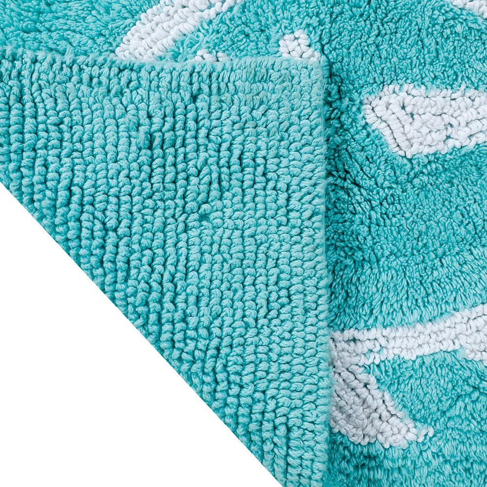 The flip view of the Reversible Skipjack Bath Rug by Southern Tide - Aqua