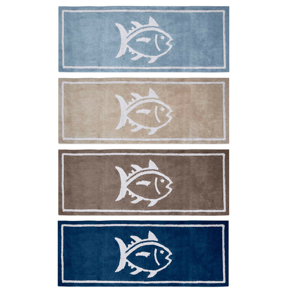 The front of the Southern Tide Skipjack Bath Runner - hover