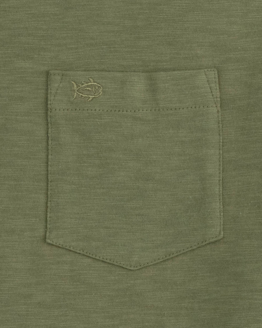 The pocket view of the Sun Farer T-Shirt by Southern Tide - Pine