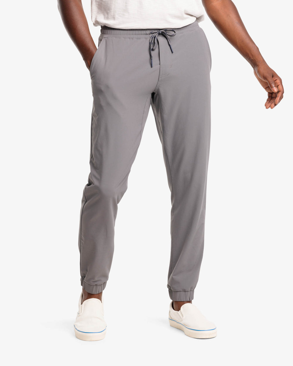 The front view of the The Excursion Performance Jogger by Southern Tide - Smoked Pearl