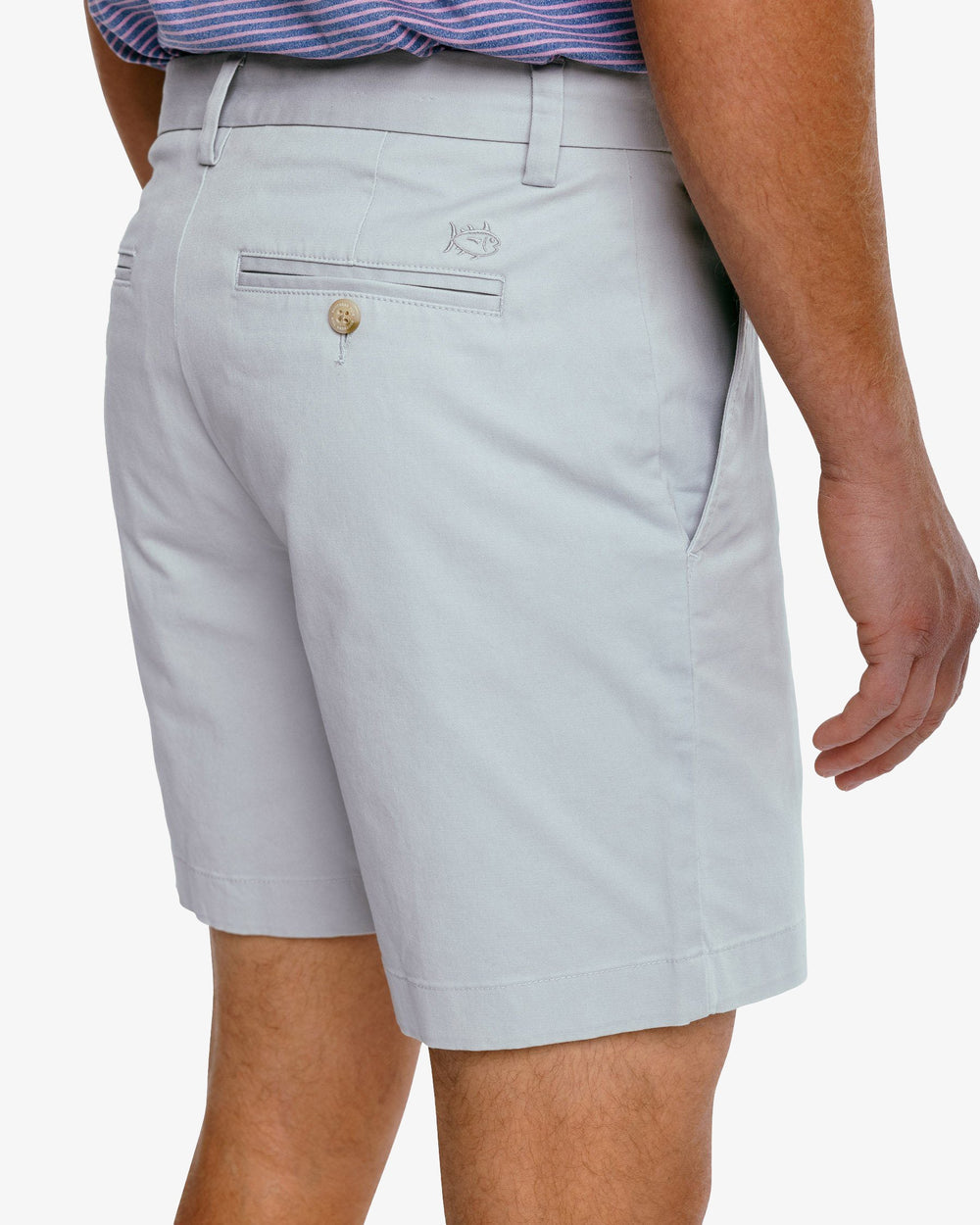 The pocket view of the Men's New Channel Marker 9 Inch Short by Southern Tide - Seagull Grey
