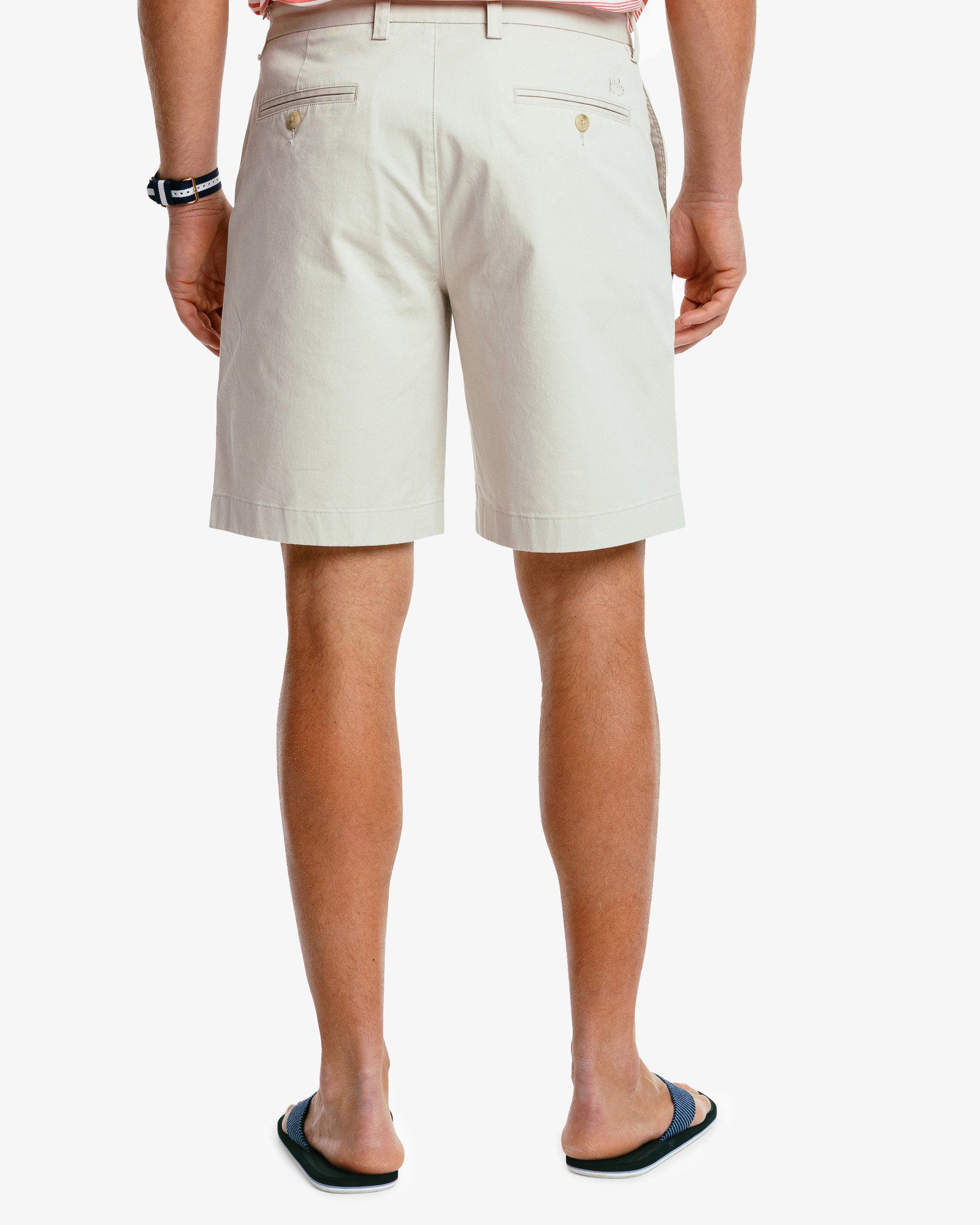 Men's 9 Inch Khaki Shorts - Lightweight stretch fabric | Southern Tide